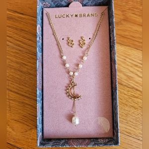 LUCKY BRAND Gold-Tone Pavé Moon & Genuine Freshwater Pearl Lariat Necklace.